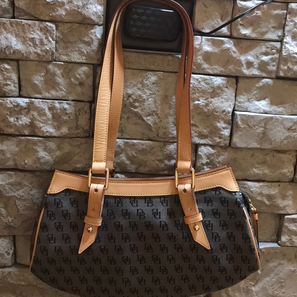 Dooney & Bourke Purse